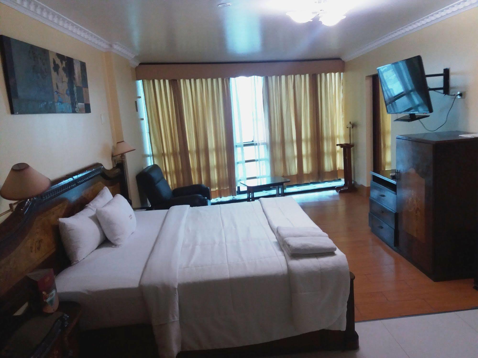 Inkari Suites Hotel Лима Екстериор снимка